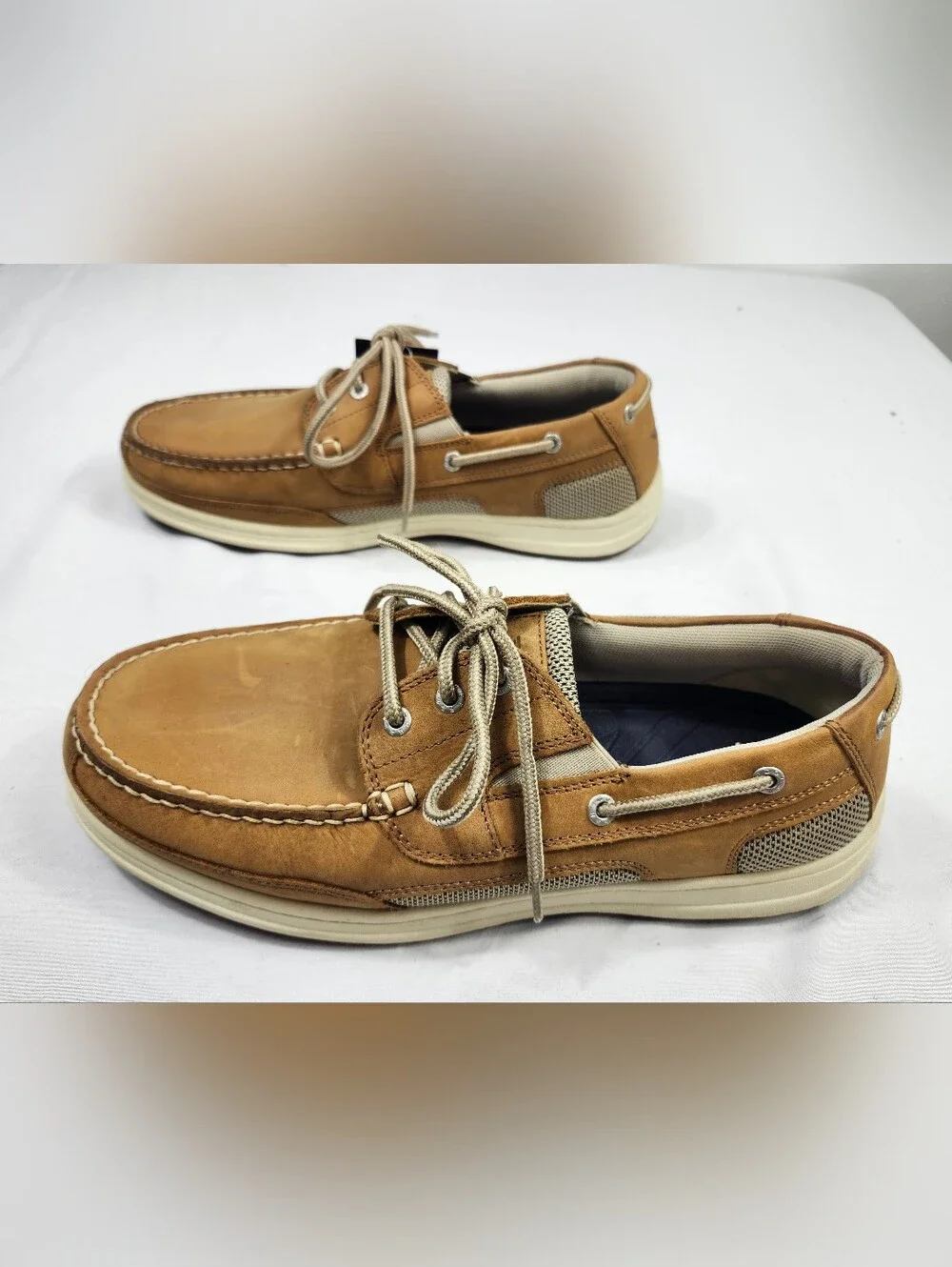 Dockers Men's 11 W Tan Leather Never Wet 3 Eye Boat Shoes